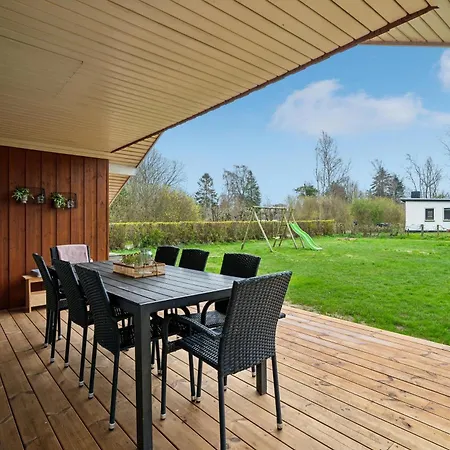 Lovely 8-person Located Close To A Beautiful Sandy