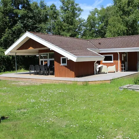 Ferienhaus Beautiful For 8 People Close To A Sandy Ebeltoft